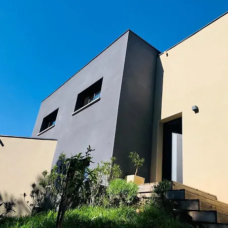 Maison D'architecte Avec Et Piscine Durban-Corbieres