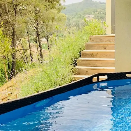 Maison D'architecte Avec Et Piscine * Durban-Corbieres